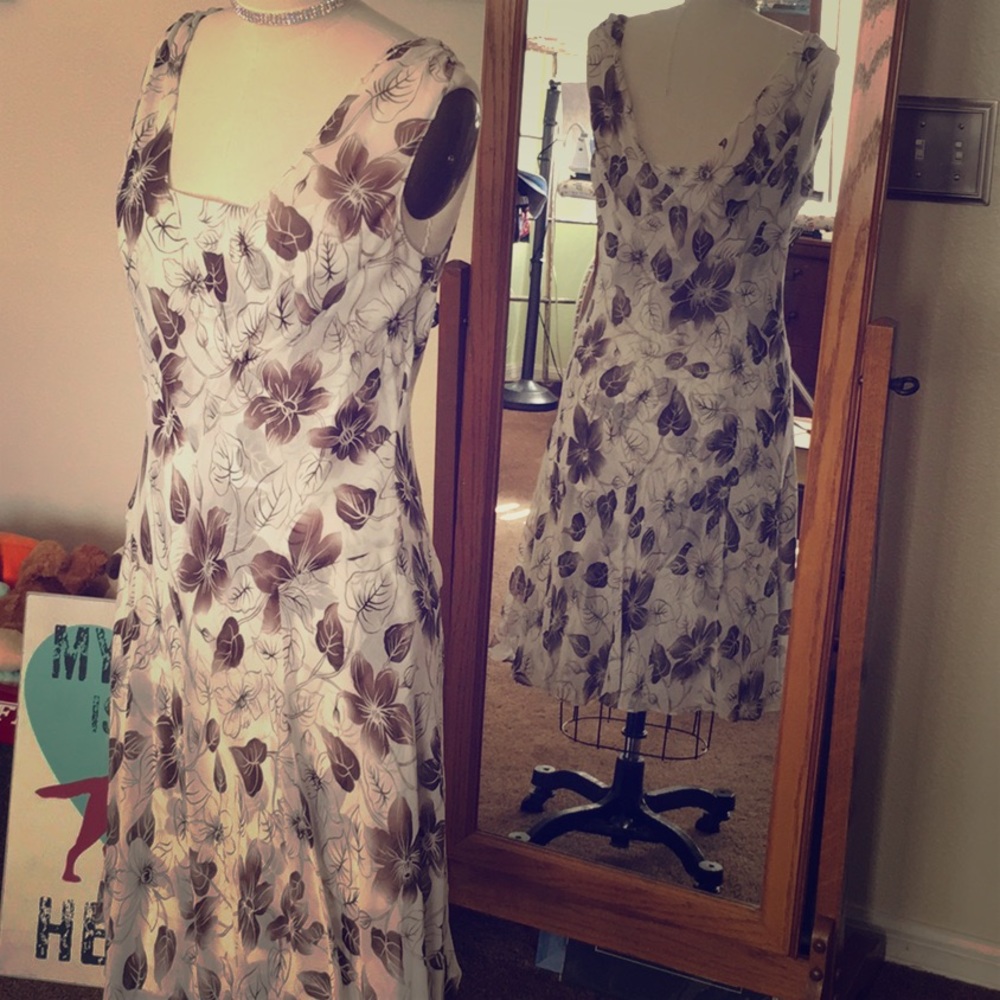 🌞🌼Summer Breeze Dress🌼🌞